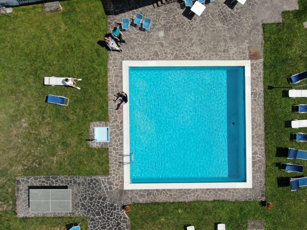 Hotel Due Pini Baselga di Pinè Extérieur photo